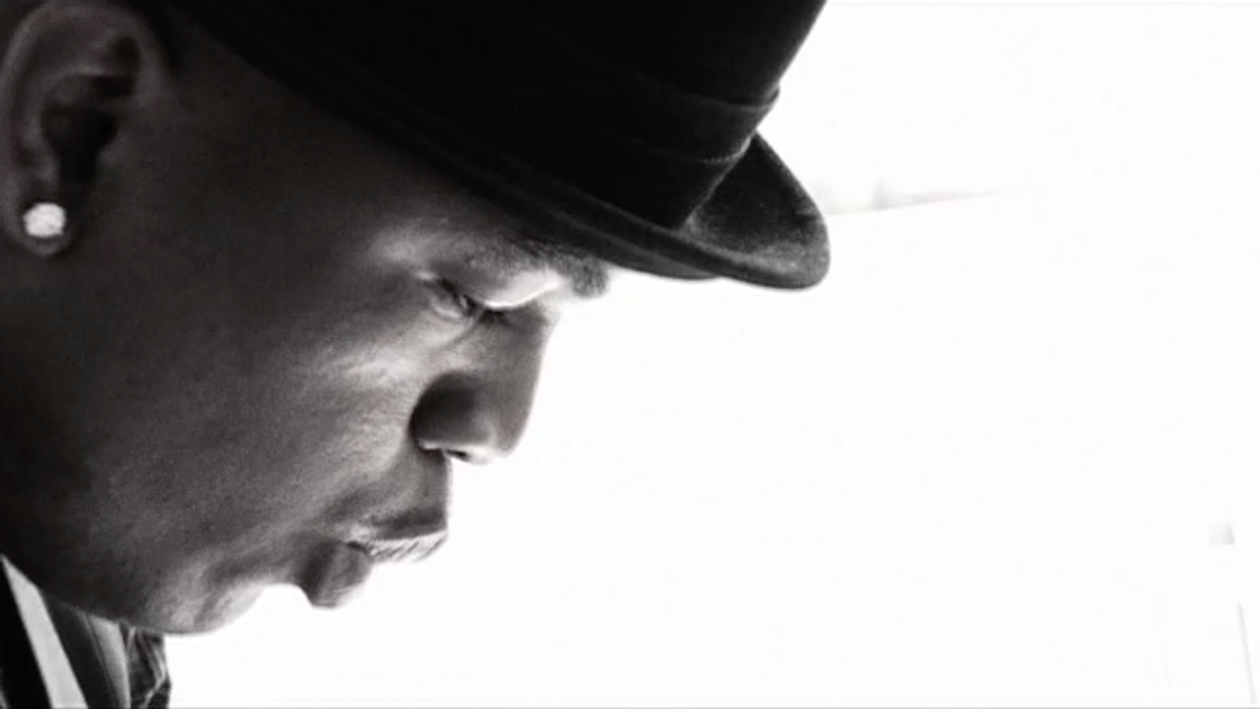 NEYO